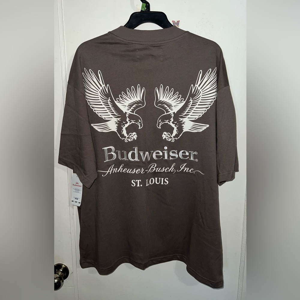Budweiser Tee